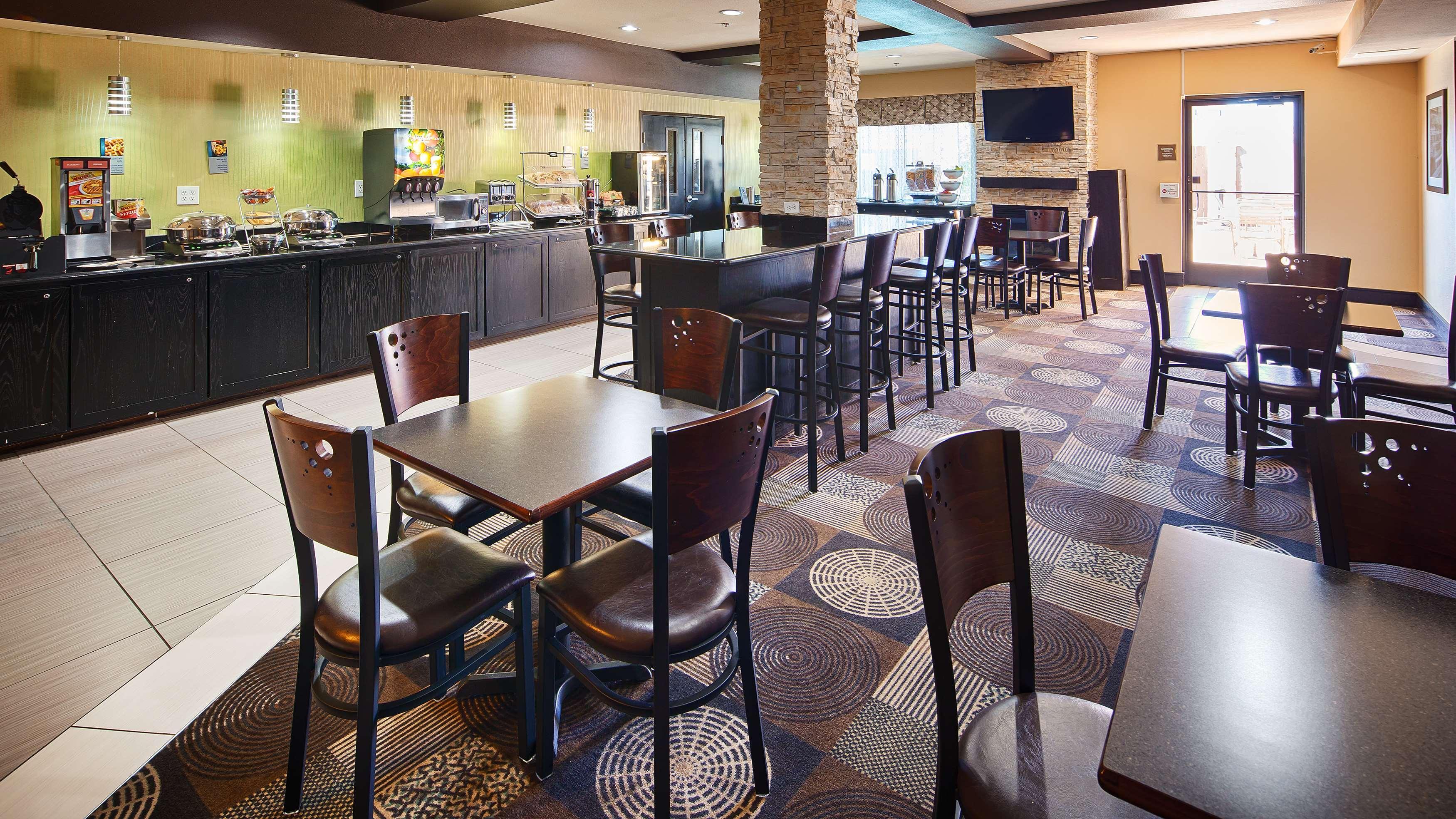 Best Western Plus Arlington North Grand Prairie Exterior foto